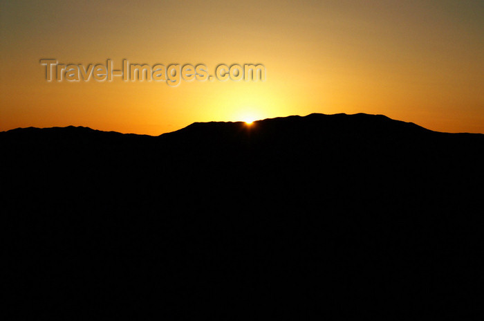 mongolia197: Gobi desert, southern Mongolia: Sunset, Havasgaityn Am, Gurvan Saikhan National Park - photo by A.Ferrari - (c) Travel-Images.com - Stock Photography agency - Image Bank