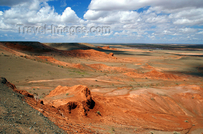 mongolia210: Gobi desert, southern Mongolia: above the flaming cliffs of Bayanzag - photo by A.Ferrari - (c) Travel-Images.com - Stock Photography agency - Image Bank