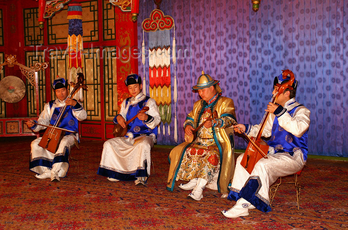 mongolia343: Ulan Bator / Ulaanbaatar, Mongolia: Mongolian strings quartet, music at Tumen Ekh's cultural show - photo by A.Ferrari - (c) Travel-Images.com - Stock Photography agency - Image Bank