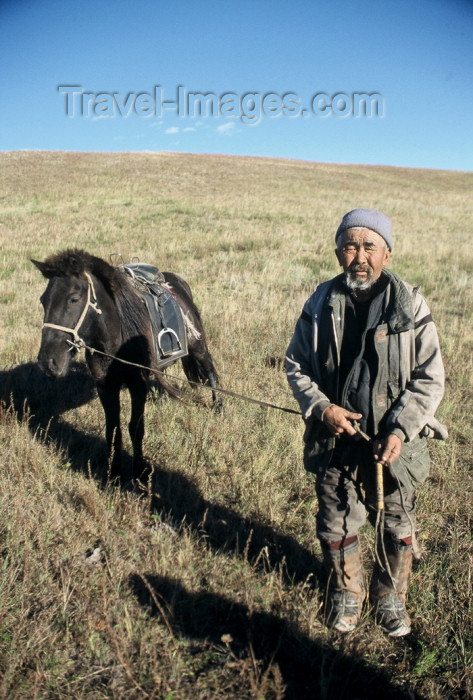 mongolia54: Mongolia - local horseman - photo by A.Summers - (c) Travel-Images.com - Stock Photography agency - Image Bank