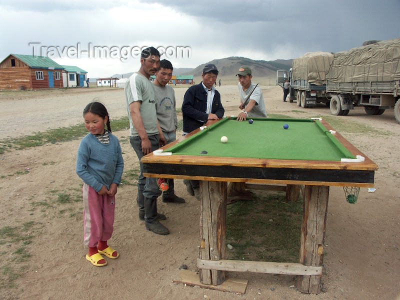 mongolia83: Mongolia - Tsetserleg / TSZ - Arkhangai Aimag: all fresco billiards / pool - photo by P.Artus - (c) Travel-Images.com - Stock Photography agency - Image Bank