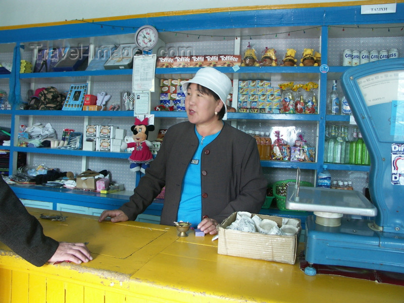 mongolia93: Mongolia - Burgun, Bayan-Ölgiy Aymag: shopkeeper - woman - photo by P.Artus - (c) Travel-Images.com - Stock Photography agency - Image Bank