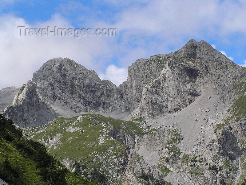 montenegro103: Montenegro - Crna Gora - Komovi mountain massif: Landscape around Kom Vasojevicki peak - photo by J.Kaman - (c) Travel-Images.com - Stock Photography agency - Image Bank