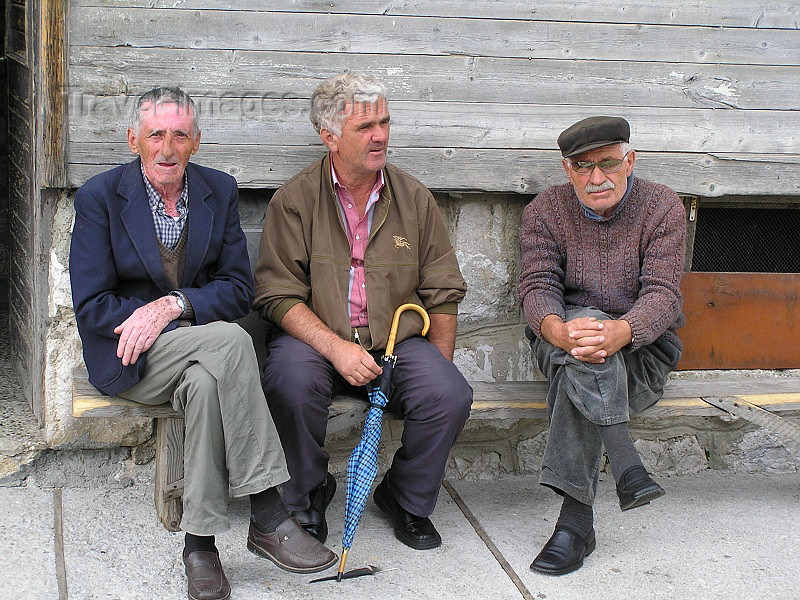 montenegro132: Montenegro - Crna Gora - Durmitor national park: men from Zabljak - photo by J.Kaman - (c) Travel-Images.com - Stock Photography agency - Image Bank