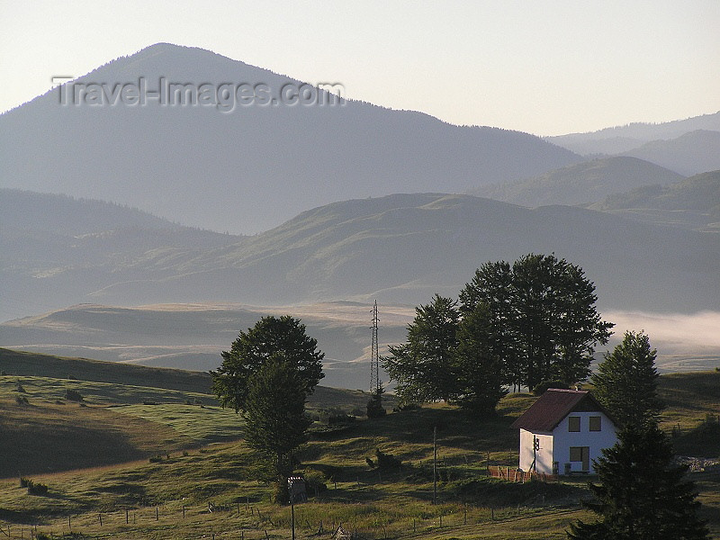 montenegro153: Montenegro - Crna Gora - Durmitor national park: mountains and rural house - photo by J.Kaman - (c) Travel-Images.com - Stock Photography agency - Image Bank