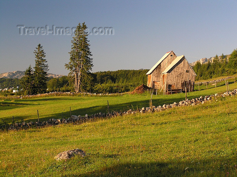 montenegro155: Montenegro - Crna Gora - Durmitor national park: Razvršje - timber house on the slope - photo by J.Kaman - (c) Travel-Images.com - Stock Photography agency - Image Bank