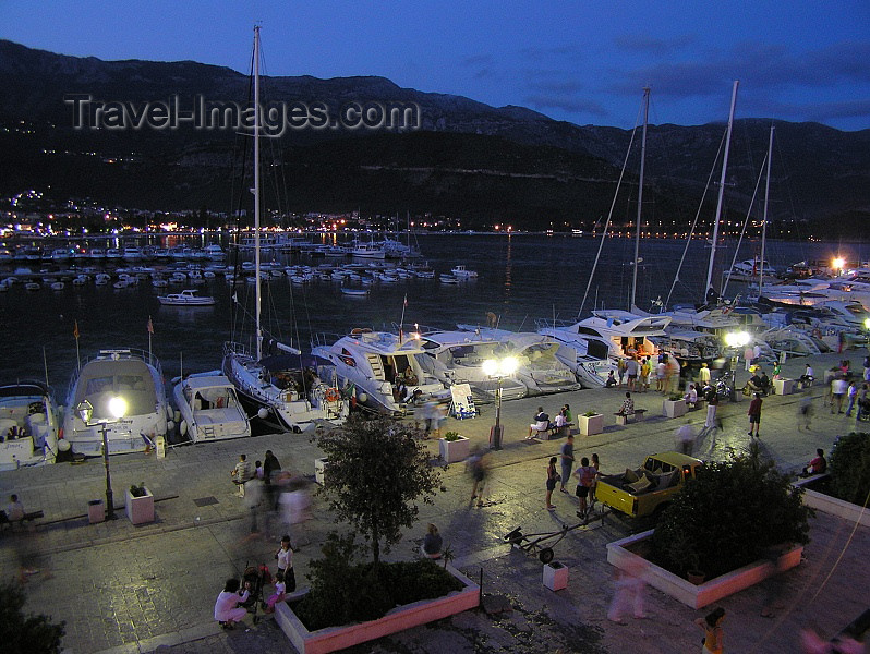 montenegro48: Montenegro - Crna Gora  - Budva: harbour at night - photo by J.Kaman - (c) Travel-Images.com - Stock Photography agency - Image Bank