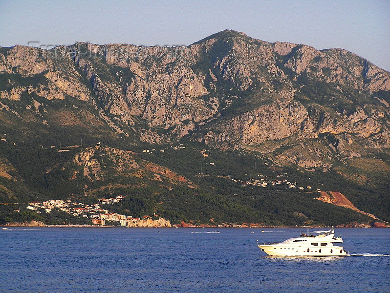 montenegro61: Montenegro - Crna Gora  - Budva riviera: sea and mountains - photo by J.Kaman - (c) Travel-Images.com - Stock Photography agency - Image Bank