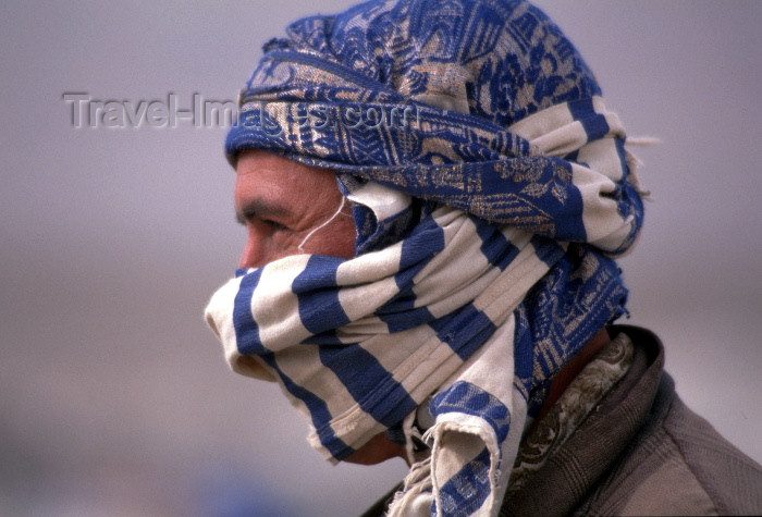 moroc100: Morocco / Maroc - Imilchil: man - profile - photo by F.Rigaud - (c) Travel-Images.com - Stock Photography agency - Image Bank