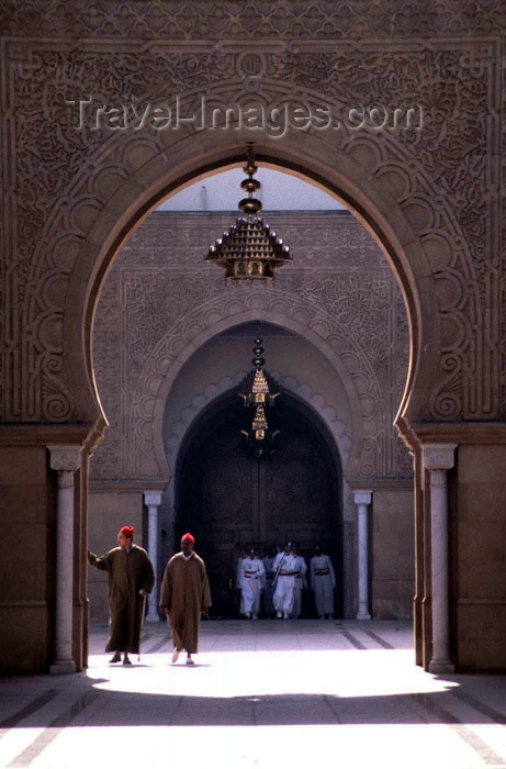 moroc133: Morocco / Maroc - Rabat: palace - horseshoe arch - photo by F.Rigaud - (c) Travel-Images.com - Stock Photography agency - Image Bank