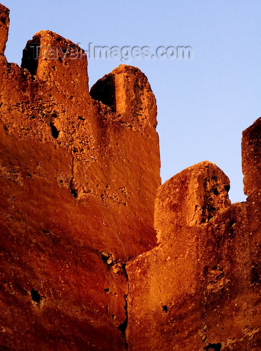 moroc14: Morocco - Taroudant: mud ramparts of the 'Grandmother of Marrakech' - photo by M.Ricci - (c) Travel-Images.com - Stock Photography agency - Image Bank