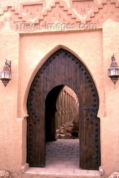 moroc152: Morocco / Maroc - Erfoud / Arfoud: Kasbah Xaluca hotel - photo by F.Rigaud - (c) Travel-Images.com - Stock Photography agency - Image Bank