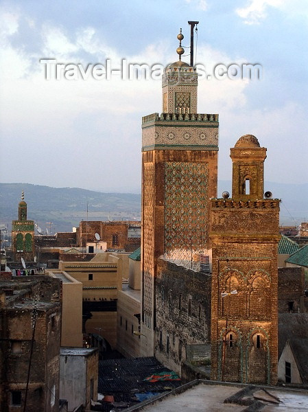 moroc154: Morocco / Maroc - Fez: minarets of the Bou Inania madrassa - Fes el Bali - UNESCO World Heritage Site - photo by J.Kaman - (c) Travel-Images.com - Stock Photography agency - Image Bank