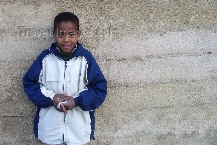 moroc170: Morocco / Maroc - Fez: African boy - photo by J.Kaman - (c) Travel-Images.com - Stock Photography agency - Image Bank