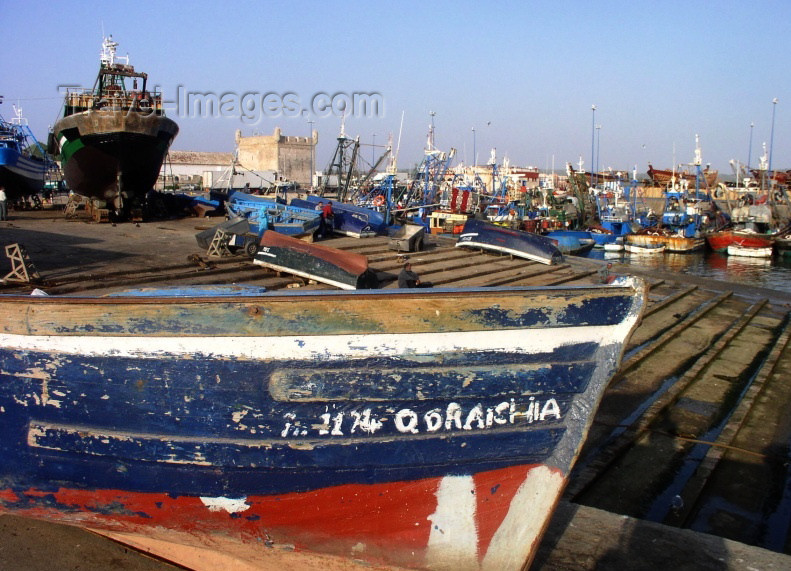 moroc176: Morocco / Maroc - Mogador / Essaouira: view of the port - photo by J.Kaman - (c) Travel-Images.com - Stock Photography agency - Image Bank