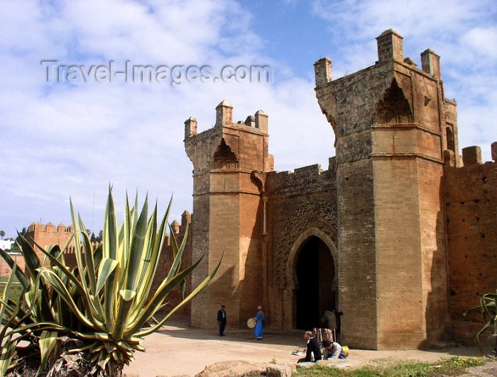 moroc248: Morocco / Maroc - Rabt: Chellah / Chella necropolis - gate - Bab Chellah - photo by J.Kaman - (c) Travel-Images.com - Stock Photography agency - Image Bank