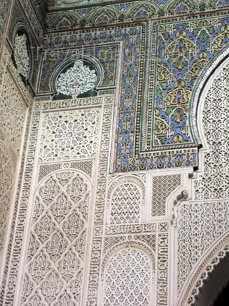 moroc259: Morocco / Maroc - Meknes: Sultan Moulai Ismail's tomb - intricate stucco and tiles decoration - Islamic art - photo by J.Kaman - (c) Travel-Images.com - Stock Photography agency - Image Bank