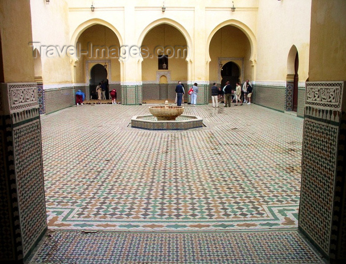 moroc260: Morocco / Maroc - Meknes: the courtyard of Moulay Ismail's Mausoleum, built by Christian slaves - photo by J.Kaman - (c) Travel-Images.com - Stock Photography agency - Image Bank