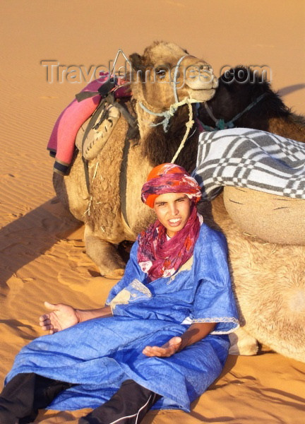 moroc273: Morocco / Maroc - Erg Chebbi: son of the desert - photo by J.Kaman - (c) Travel-Images.com - Stock Photography agency - Image Bank