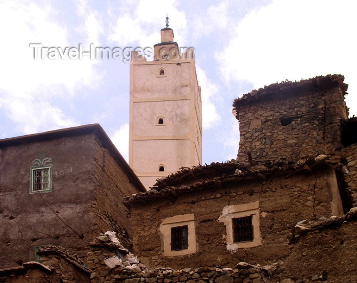 moroc297: Morocco / Maroc - Ikkiss: minaret and village houses - High Atlas - photo by J.Kaman - (c) Travel-Images.com - Stock Photography agency - Image Bank
