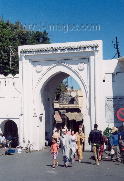 moroc30: Morocco / Maroc - Tangier / Tanger: Gate of Italy - Grand Socco Square - entrance to the Medina - photo by M.Torres - (c) Travel-Images.com - Stock Photography agency - Image Bank