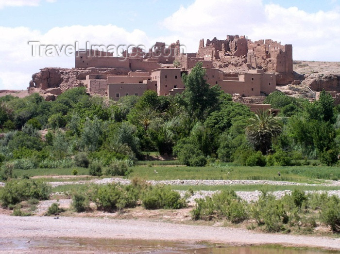 moroc313: Morocco / Maroc - El Kelaa des M'Gouna: old kasbah - kashbah - photo by J.Kaman - (c) Travel-Images.com - Stock Photography agency - Image Bank