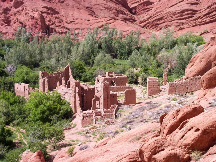 moroc315: Morocco / Maroc - Dades gorge: ruins - photo by J.Kaman - (c) Travel-Images.com - Stock Photography agency - Image Bank