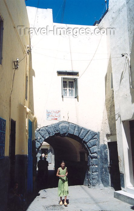 moroc34: Morocco / Maroc - Tangier / Tanger: arch in the Medina - photo by M.Torres - (c) Travel-Images.com - Stock Photography agency - Image Bank