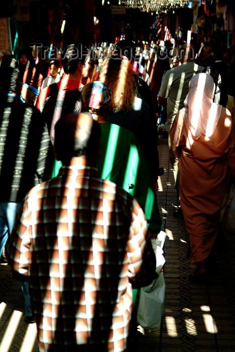 moroc351: Morocco / Maroc - Marrakesh: shadow and ligh in the souk - photo by J.Banks - (c) Travel-Images.com - Stock Photography agency - Image Bank