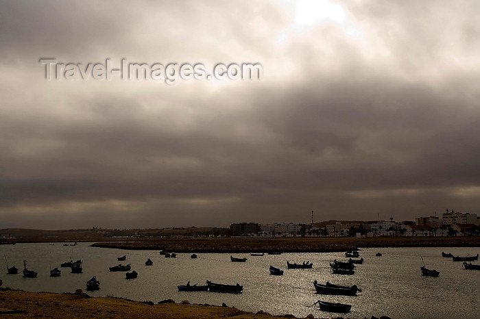moroc431: Asilah / Arzila, Morocco - town and fishing boats - cloudy day - photo by Sandia - (c) Travel-Images.com - Stock Photography agency - Image Bank