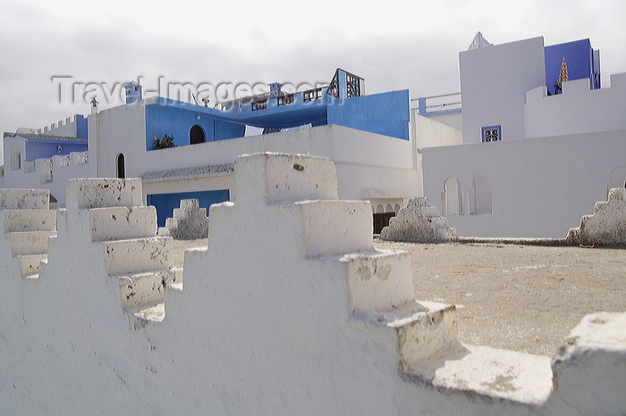 moroc438: Asilah / Arzila, Morocco - white washed houses - traditional dwellings - photo by Sandia - (c) Travel-Images.com - Stock Photography agency - Image Bank