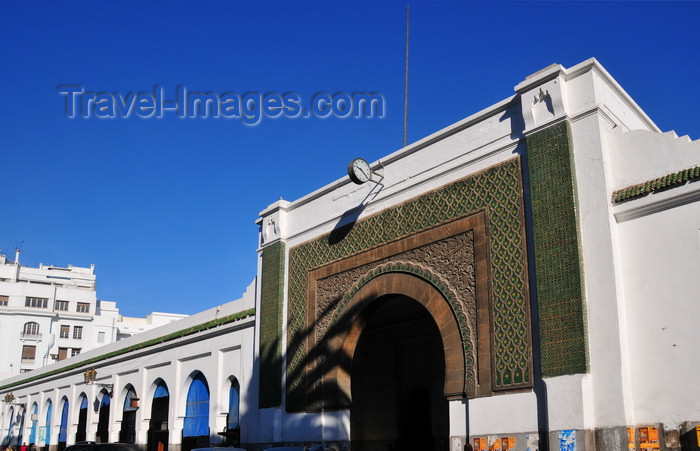 moroc526: Casablanca, Morocco: central market - architect Pierre Bousquet - Blvd Mohammed V - marché central - Architecture du Vingtième siècle - photo by M.Torres - (c) Travel-Images.com - Stock Photography agency - Image Bank