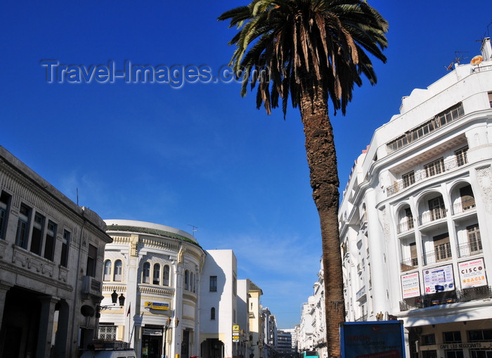 moroc528: Casablanca, Morocco: view along Boulevard Mohammed V, designed by Henri Prost - former blvd de la Gare - near the central market - photo by M.Torres - (c) Travel-Images.com - Stock Photography agency - Image Bank