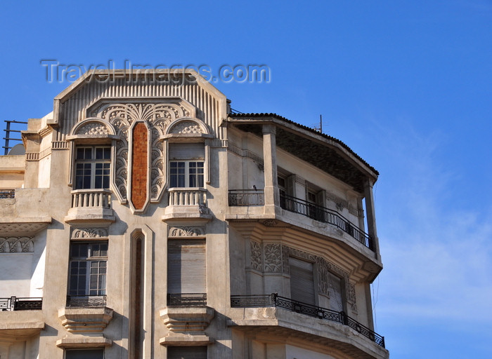 moroc532: Casablanca, Morocco: art deco building - Place des Nation Unies, Blvd d'Anfa - photo by M.Torres - (c) Travel-Images.com - Stock Photography agency - Image Bank