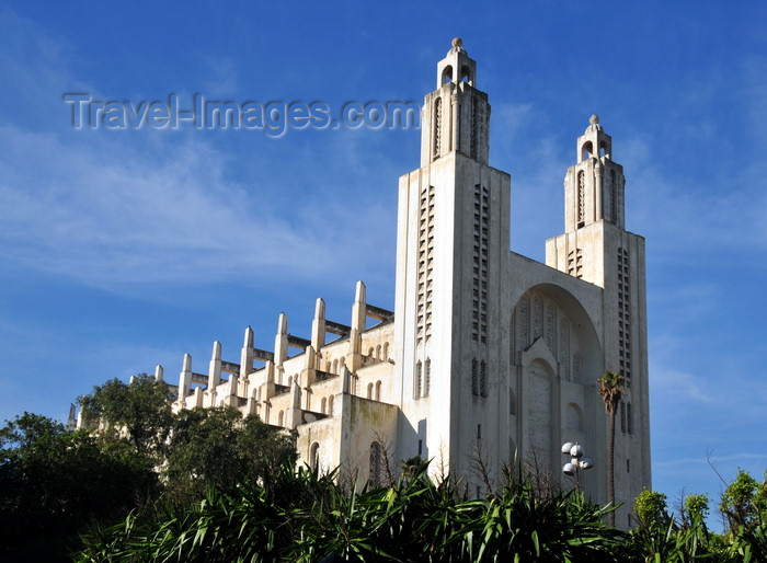 moroc546: Casablanca, Morocco: Cathedral of the Sacred Heart, now used as an exhibition centre - Cathédrale du Sacré-Cœur - photo by M.Torres - (c) Travel-Images.com - Stock Photography agency - Image Bank