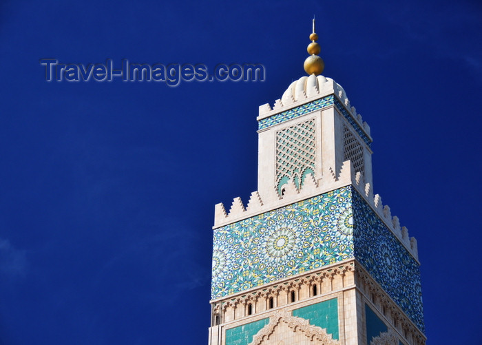 moroc564: Casablanca, Morocco: Hassan II mosque - minaret and sky - photo by M.Torres - (c) Travel-Images.com - Stock Photography agency - Image Bank