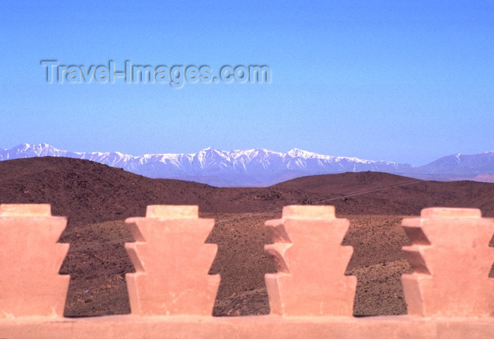 moroc78: Morocco / Maroc - Ouarzazate: mountains and ramparts - photo by F.Rigaud - (c) Travel-Images.com - Stock Photography agency - Image Bank