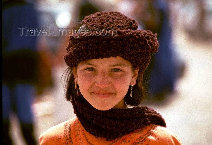 moroc87: Morocco / Maroc - Imilchil: charming teenage girl - future bride - photo by F.Rigaud - (c) Travel-Images.com - Stock Photography agency - Image Bank