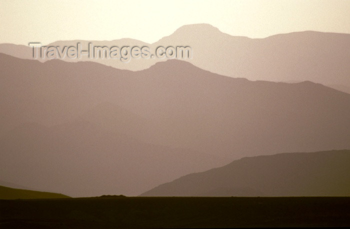 moroc93: Morocco / Maroc - Imilchil: horizon - Atlas Mountains - photo by F.Rigaud - (c) Travel-Images.com - Stock Photography agency - Image Bank