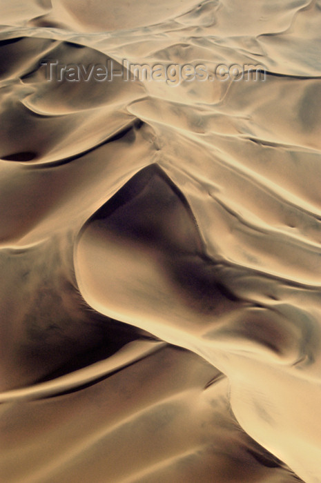 namibia107: Namib desert, Namibia: Aerial View of mounds of sand dunes - photo by B.Cain - (c) Travel-Images.com - Stock Photography agency - Image Bank
