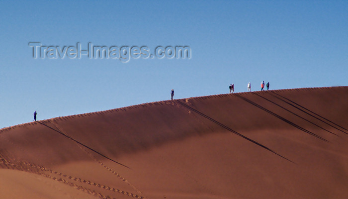 namibia143: Namib Desert - Sossusvlei, Hardap region, Namibia, Africa: Hikers on Big Daddy sand dune - photo by B.Cain - (c) Travel-Images.com - Stock Photography agency - Image Bank