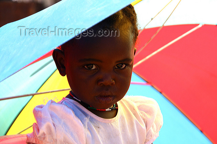 namibia192: Windhoek, Khomas Region, Namibia: a girl from Katatura - umbrella - photo by Sandia - (c) Travel-Images.com - Stock Photography agency - Image Bank