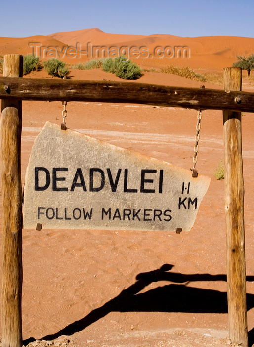 namibia208: Namib Desert - Dead Vlei, Hardap region, Namibia: Deadvlei sign - Namib-Naukluft National Park - photo by Sandia - (c) Travel-Images.com - Stock Photography agency - Image Bank