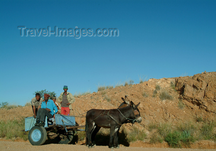 namibia34: Namibia: mountain transport - cart - photo by J.Banks - (c) Travel-Images.com - Stock Photography agency - Image Bank