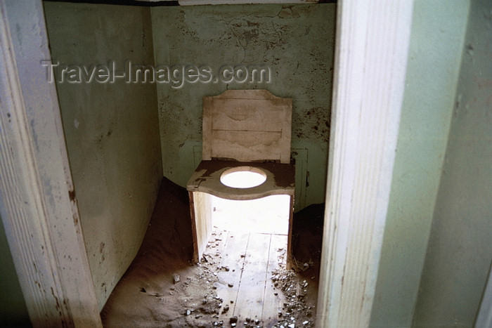 namibia69: Namibia - Kolmanskop, Karas Region: antique toilet - photo by J.Stroh - (c) Travel-Images.com - Stock Photography agency - Image Bank