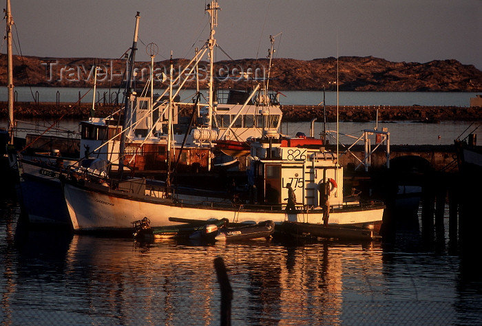 namibia71: Namibia - Luderitz, Karas Region: fishing boats - photo by G.Friedman - (c) Travel-Images.com - Stock Photography agency - Image Bank