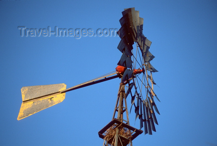 namibia85: Namibia - windmill - photo by G.Friedman - (c) Travel-Images.com - Stock Photography agency - Image Bank