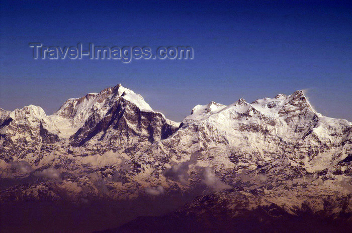 nepal124: Nepal - Himalaya peaks, seen from the air - photo by A.Ferrari - (c) Travel-Images.com - Stock Photography agency - Image Bank