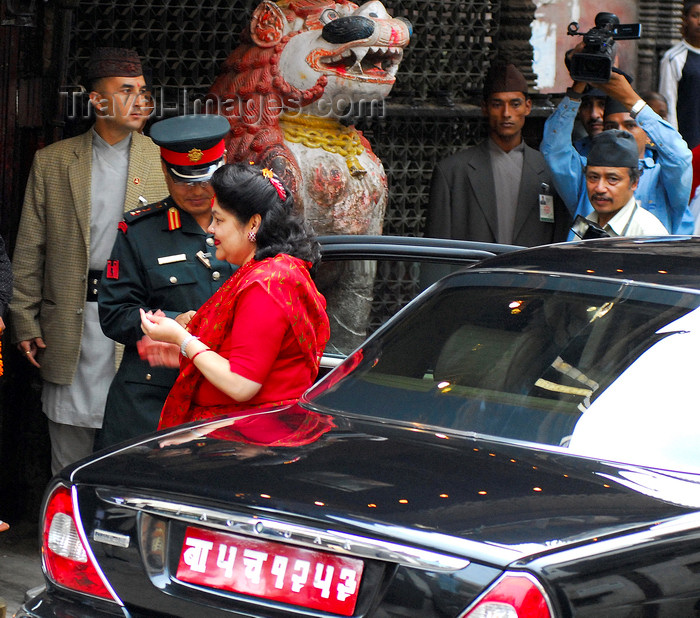 nepal149: Kathmandu, Nepal: former royalty - ex-Queen Komal of Nepal gets out of an armoured Jaguar - photo by E.Petitalot - (c) Travel-Images.com - Stock Photography agency - Image Bank