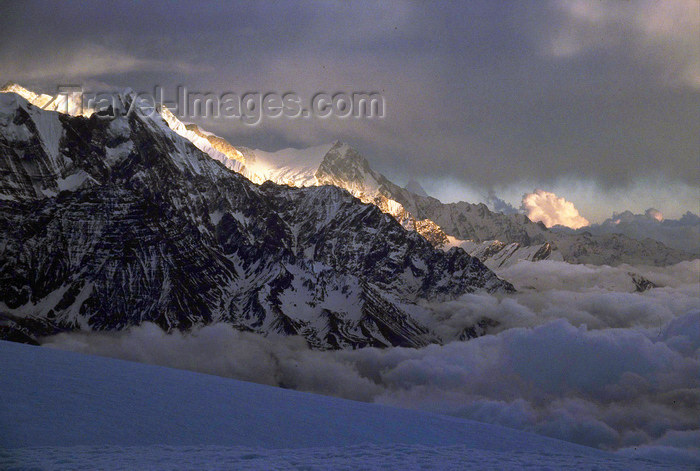 nepal188: Pokhara, Nepal: sunset on cloudy Annapurna range - photo by E.Petitalot - (c) Travel-Images.com - Stock Photography agency - Image Bank